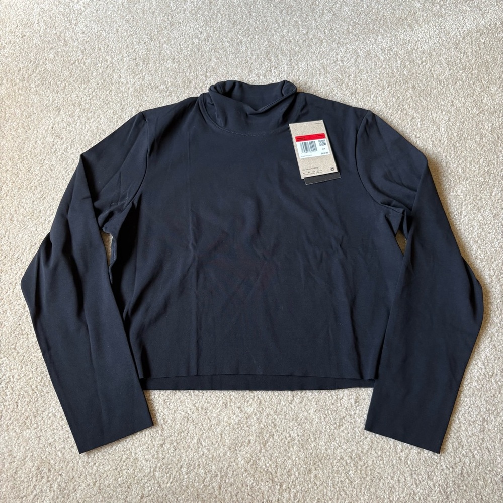 Nike Yoga Dri-FIT Luxe Long Sleeve Crop Top